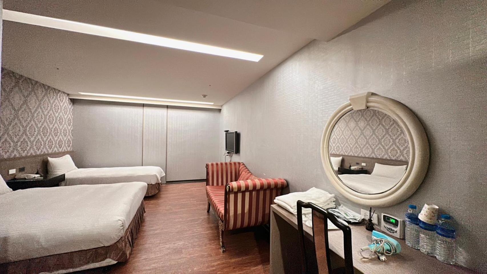 Crystal City Hotel Чжунли Экстерьер фото